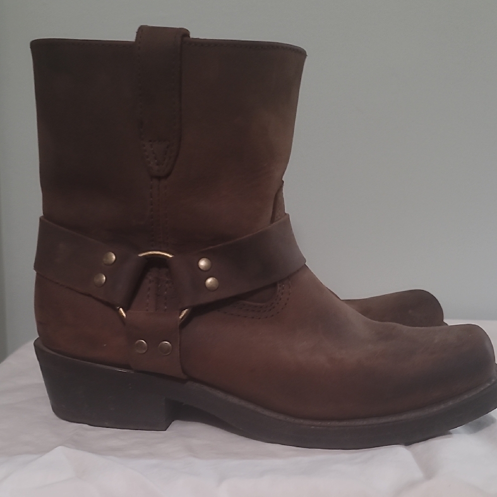 Dingo Brown Leather Boots